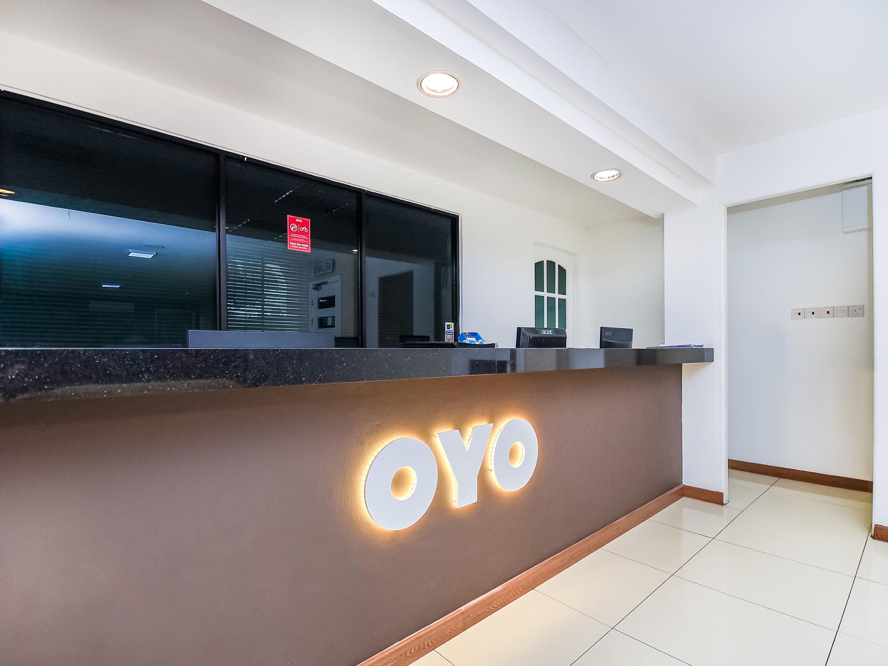 Oyo89604城市家庭旅馆 米里 外观 照片